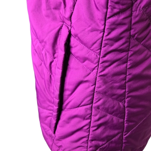 Columbia Women's Purple Quilted Full Zip  Vest Size M, Zip Side Pockets - Picture 3 of 10